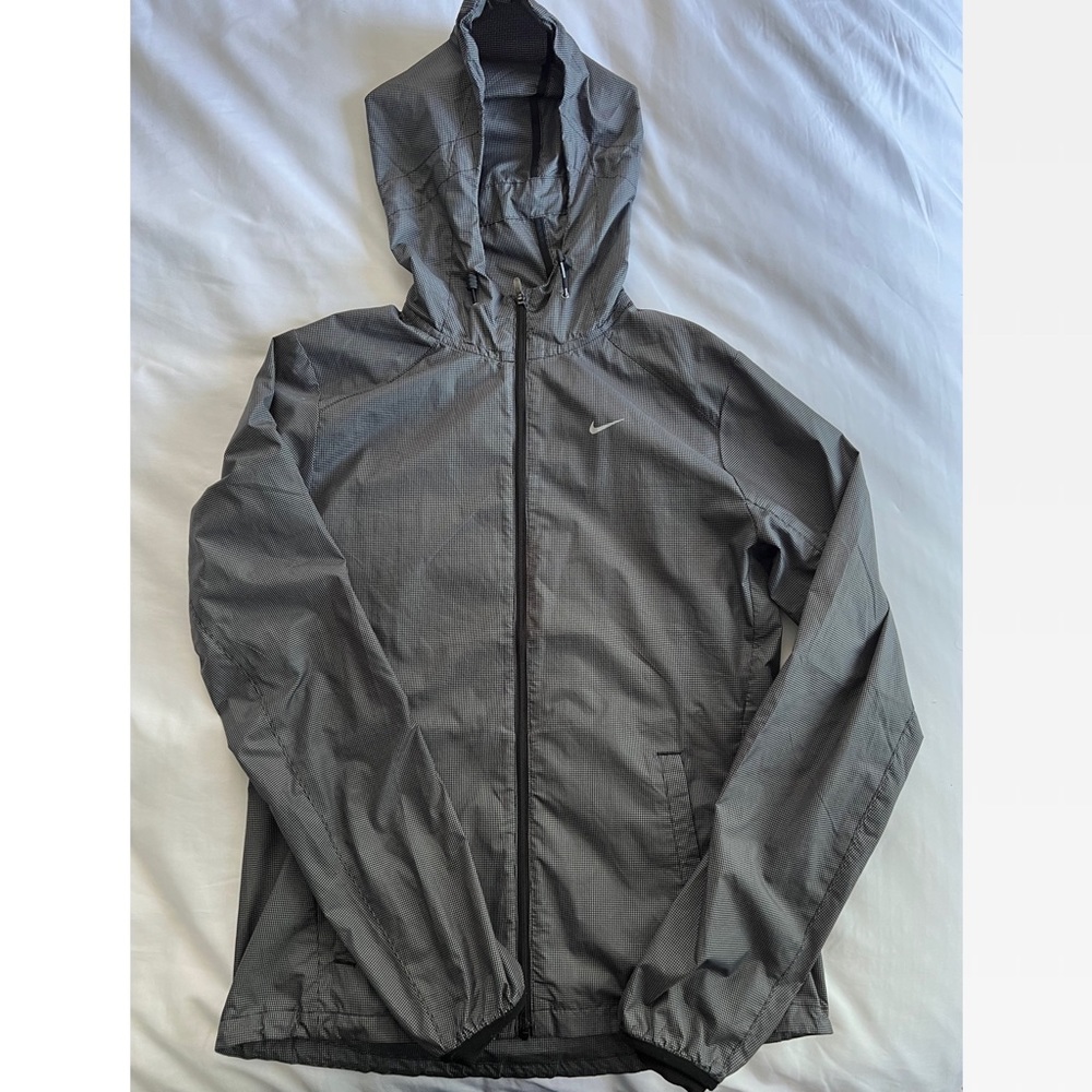 Nike wind running jacket